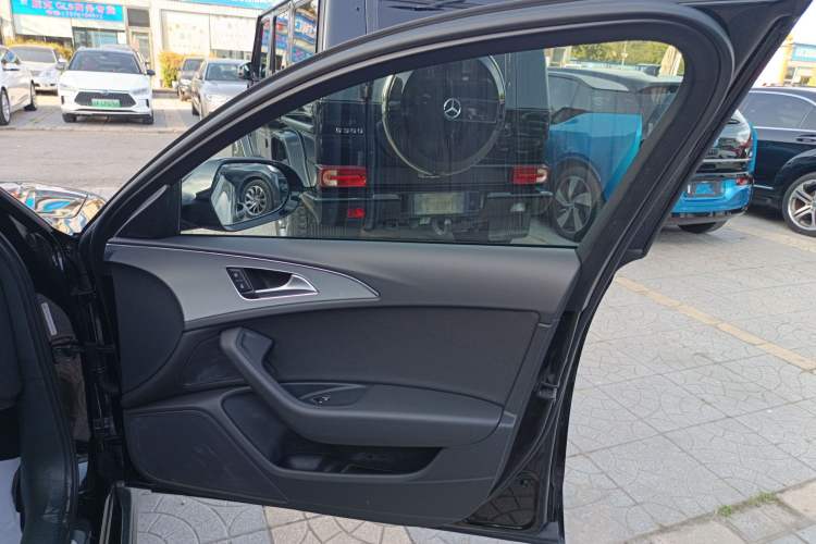 Used Audi A6 2015 3.0T allroad quattro Right Front Door Interior