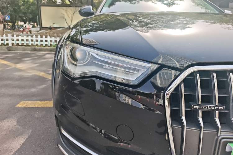 Used Audi A6 2015 3.0T allroad quattro Right Front Headlight