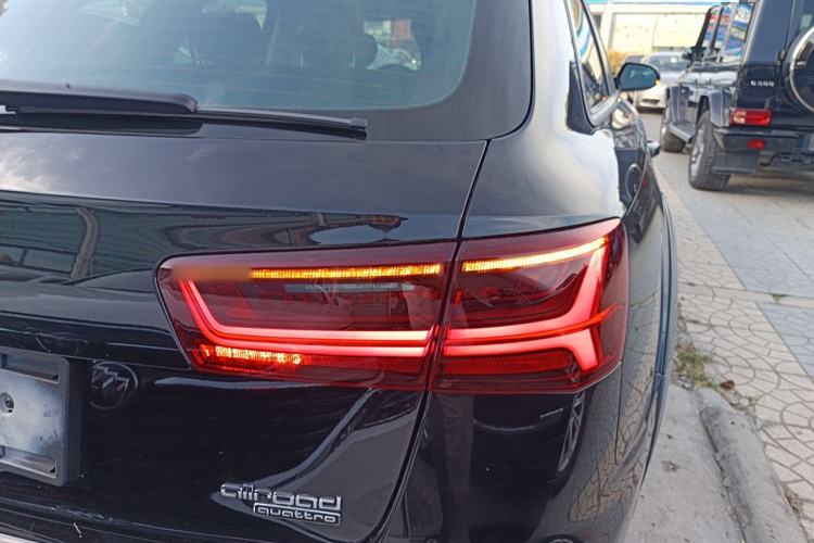 Used Audi A6 2015 3.0T allroad quattro Right Rear Taillight