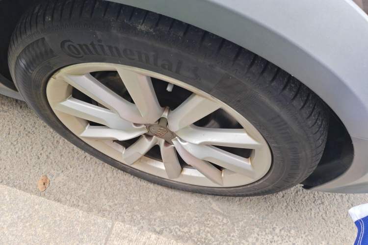 Used Audi A6 2015 3.0T allroad quattro Right Front Wheel Hub