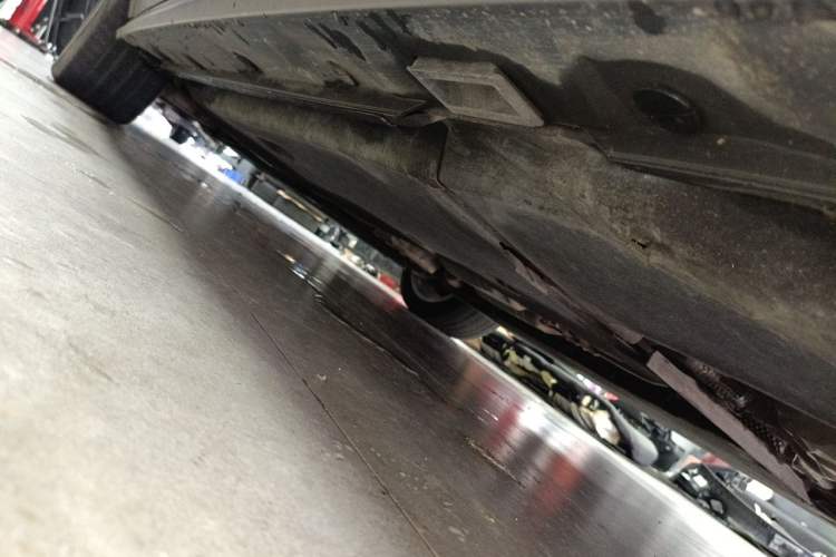 Used Audi A6 2015 3.0T allroad quattro Chassis Rear Left
