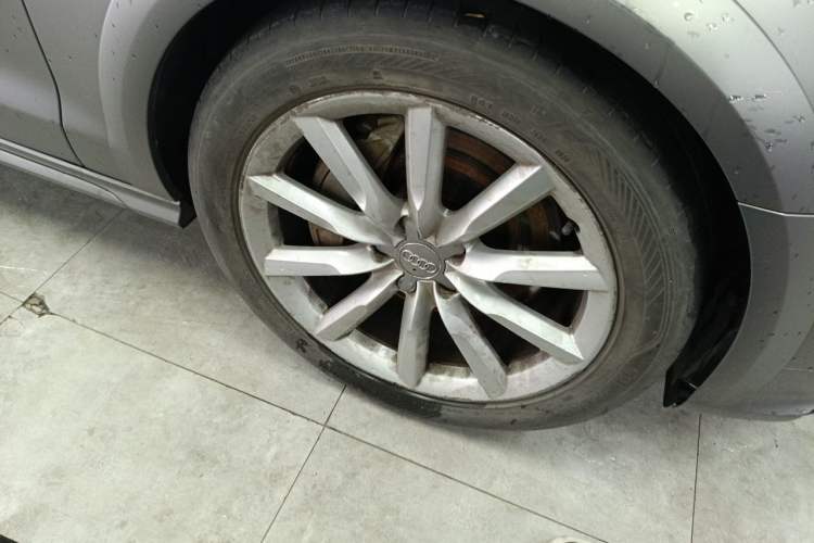 Used Audi A6 2015 3.0T allroad quattro Right Front Wheel Hub