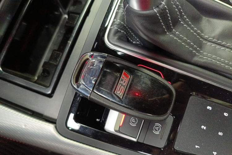Used Audi A6 2015 3.0T allroad quattro Vehicle Key