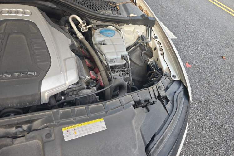 Used Audi A6 2015 3.0T allroad quattro Engine Bay Left