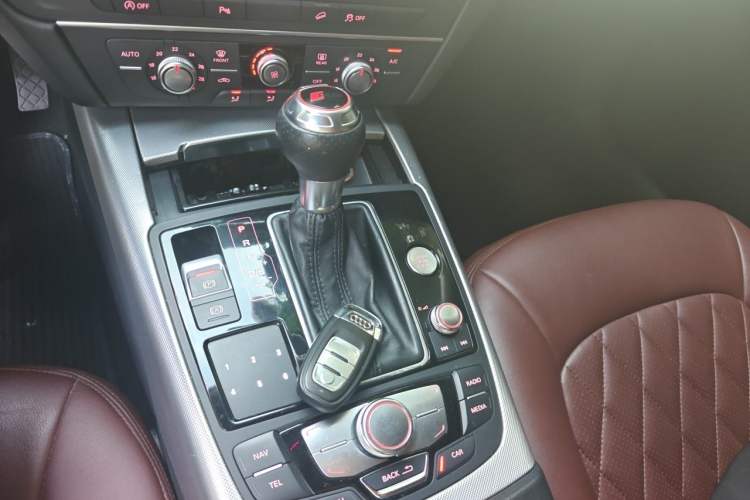 Used Audi A6 2015 3.0T allroad quattro Gear Lever