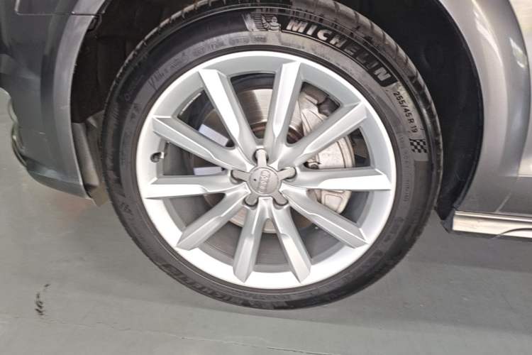 Used Audi A6 2015 3.0T allroad quattro Left Front Wheel Hub