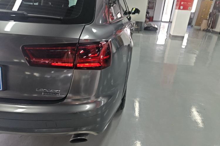 Used Audi A6 2015 3.0T allroad quattro Right Rear Taillight