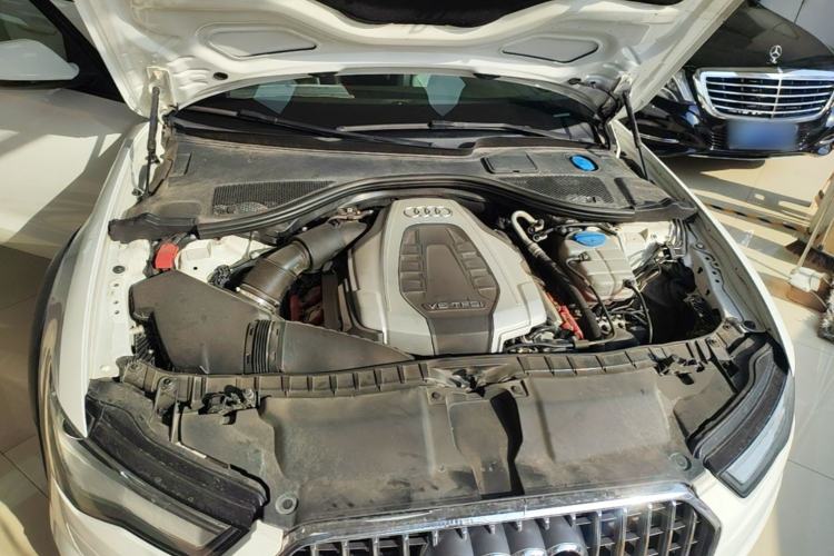 Used Audi A6 2015 3.0T allroad quattro Engine Bay