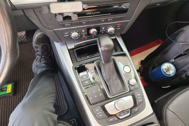 Used Audi A6 2015 3.0T allroad quattro Gear Lever