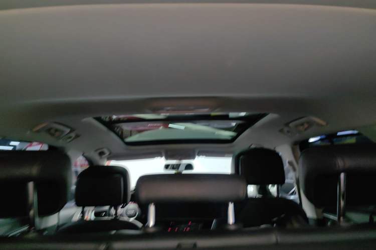 Used Audi A6 2015 3.0T allroad quattro Headliner