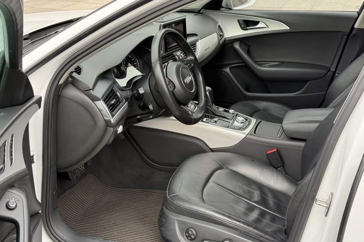 Used Audi A6 2015 3.0T allroad quattro Interior 4