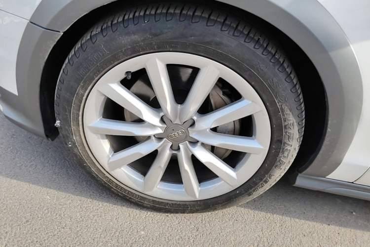 Used Audi A6 2015 3.0T allroad quattro Left Front Wheel Hub