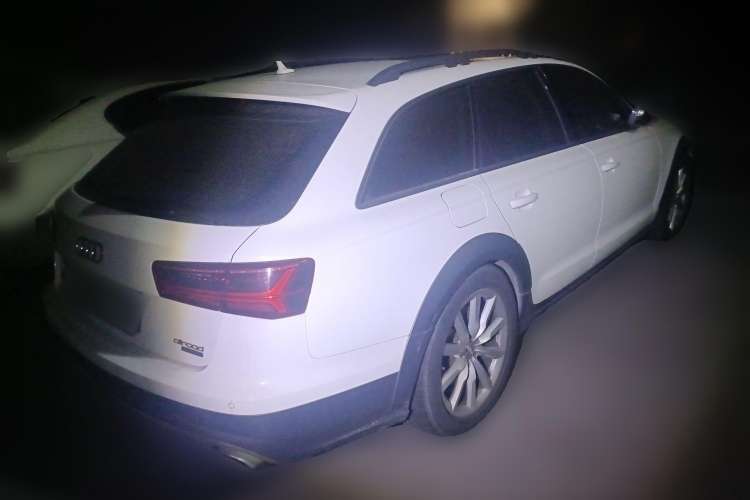 Used Audi A6 2015 3.0T allroad quattro Rear Right 45 Deg