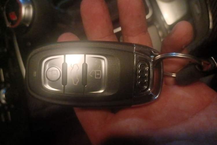 Used Audi A6 2015 3.0T allroad quattro Vehicle Key