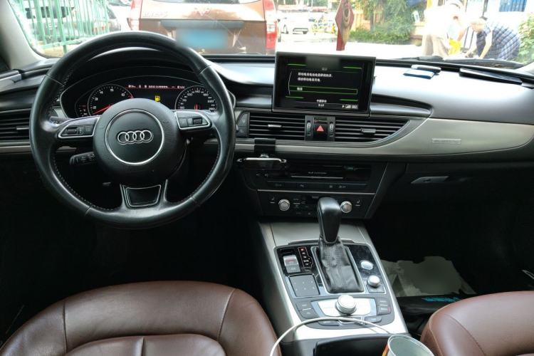 Used Audi A6  Center Console