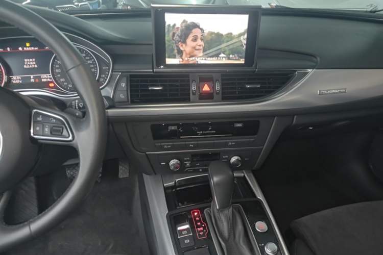Used Audi A6 2017 Avant 40 TFSI Sport Edition Audio And AC Panel