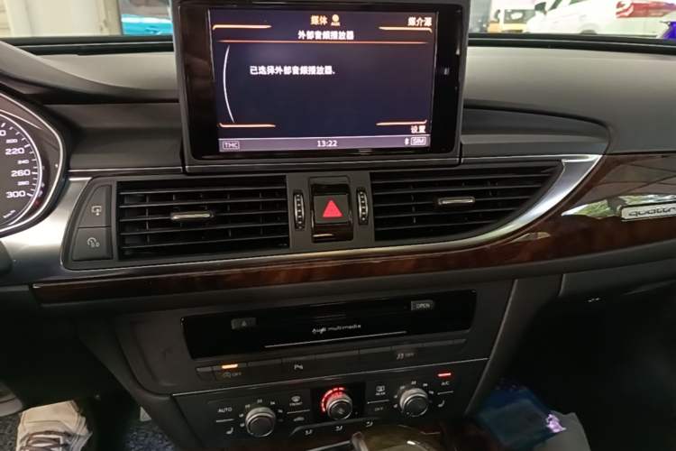 Used Audi A6 2017 Avant 35 TFSI Fashion Model Audio And AC Panel