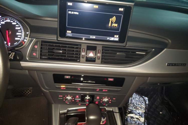 Used Audi A6 2017 3.0T allroad quattro Audio And AC Panel
