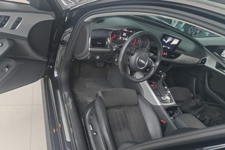 Used Audi A6 2017 Avant 40 TFSI Sport Edition Driver Seat