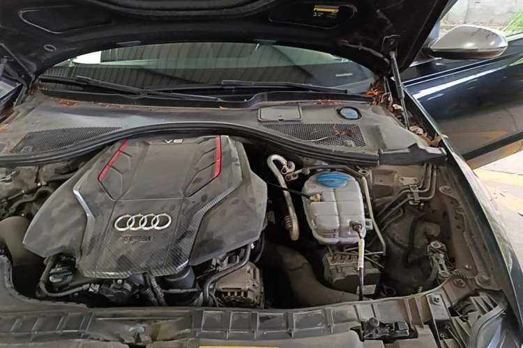 Used Audi A6 2017 Avant 35 TFSI Fashion Model Engine Bay Left
