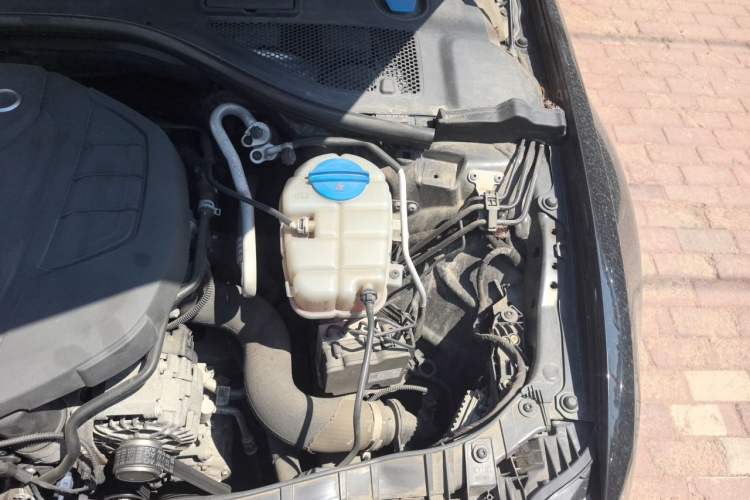 Used Audi A6 2017 Avant 40 TFSI Sport Edition Engine Bay Left
