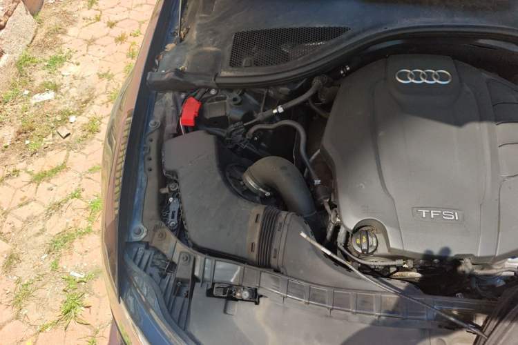 Used Audi A6 2017 Avant 40 TFSI Sport Edition Engine Bay Right