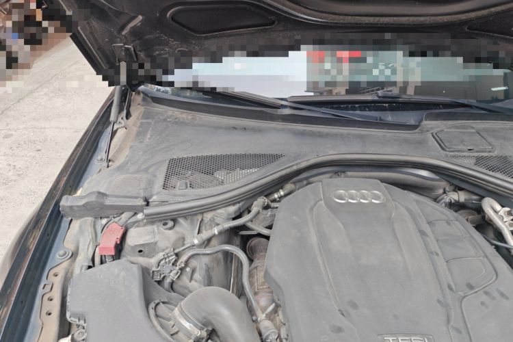 Used Audi A6 2017 Avant 40 TFSI Sport Edition Engine Bay Right