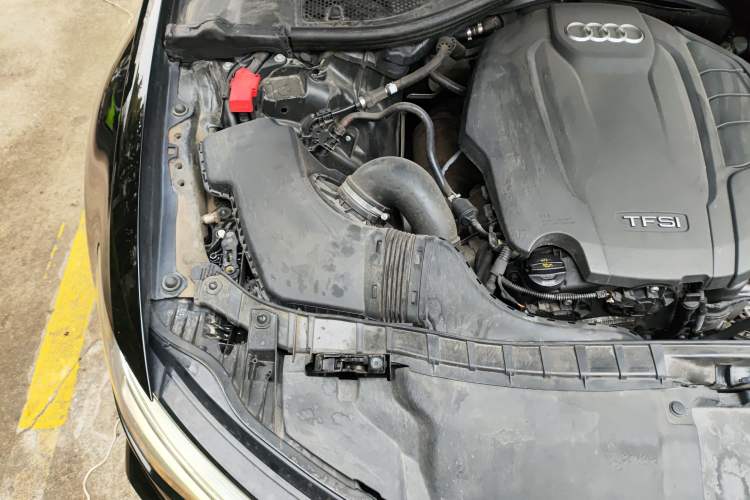 Used Audi A6 2017 Avant 40 TFSI Sport Edition Engine Bay Right