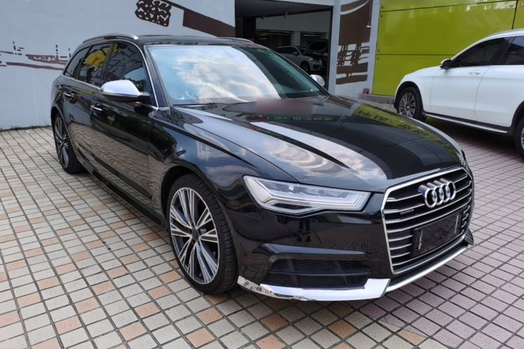 Used Audi A6 2017 Avant 35 TFSI Fashion Model Front Right 45 Deg