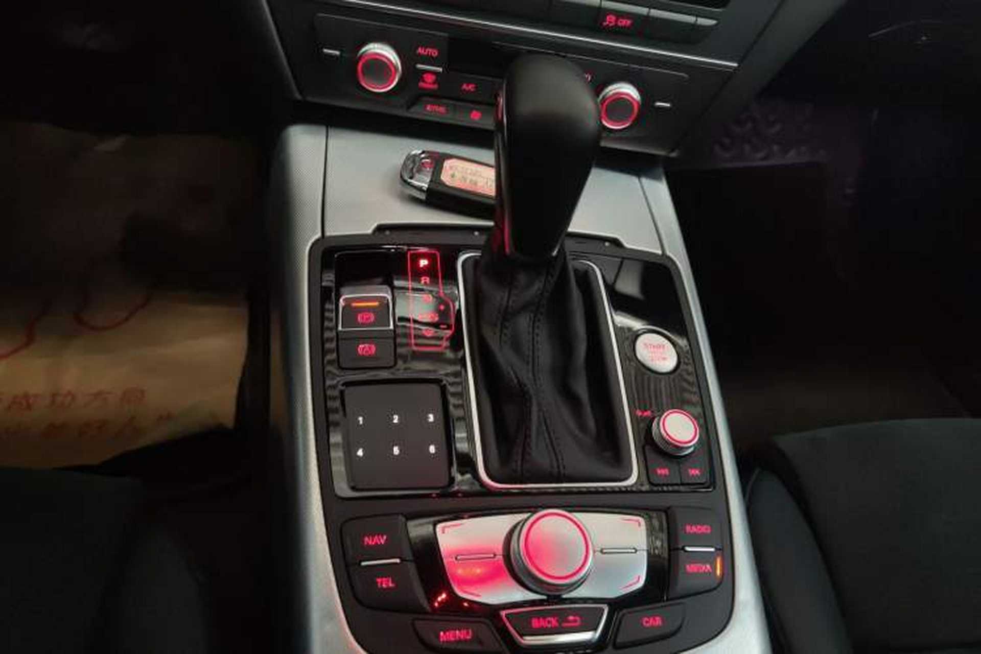 Used Audi A6 2017 Avant 40 TFSI Sport Edition Gear Lever