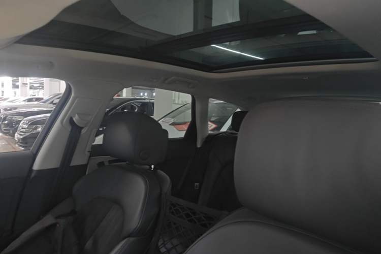 Used Audi A6 2017 Avant 40 TFSI Sport Edition Headliner