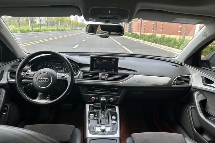 Used Audi A6 2017 Avant 40 TFSI Sport Edition Interior 1
