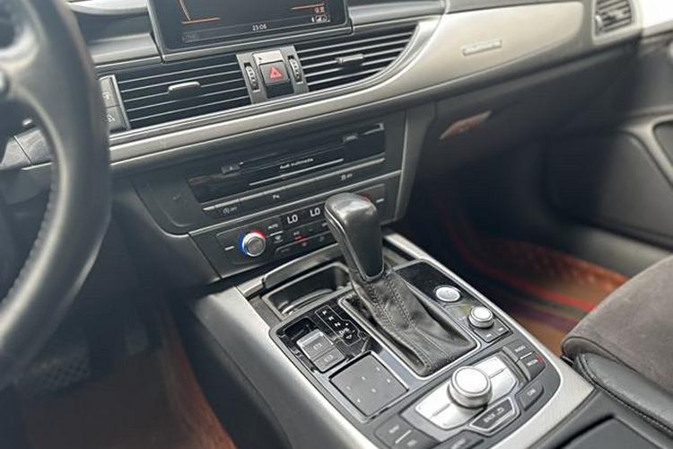 Used Audi A6 2017 Avant 40 TFSI Sport Edition Interior 2