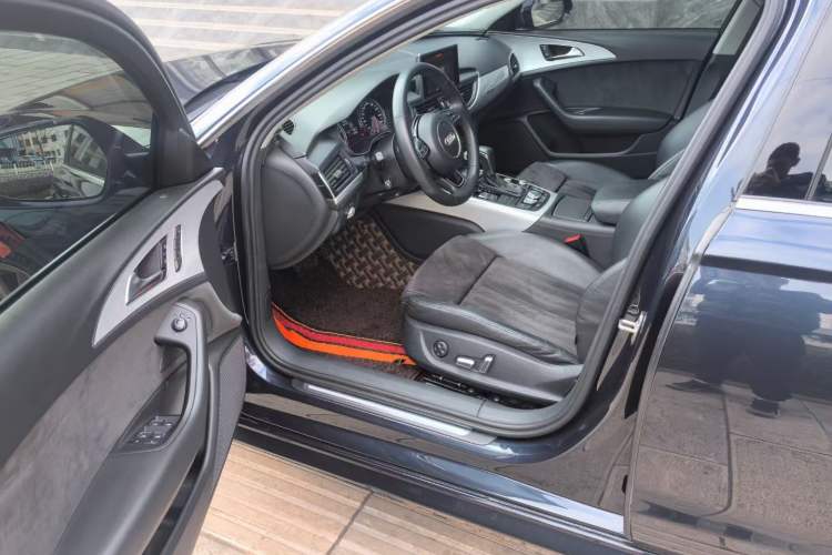 Used Audi A6 2017 Avant 40 TFSI Sport Edition Interior 2