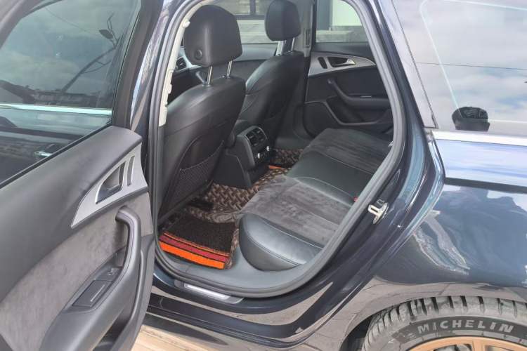 Used Audi A6 2017 Avant 40 TFSI Sport Edition Interior 3