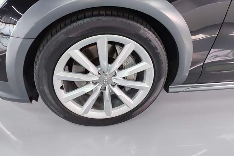 Used Audi A6 2017 3.0T allroad quattro Left Front Wheel Hub