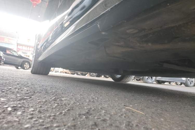 Used Audi A6 2017 Avant 40 TFSI Sport Edition Left Side Sill