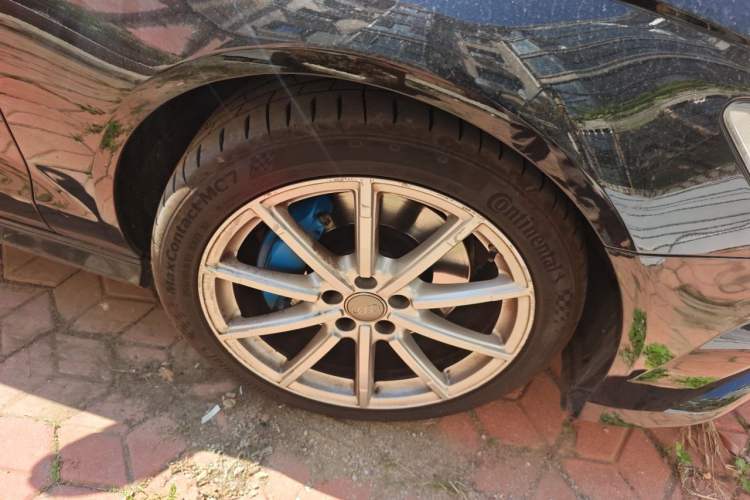 Used Audi A6 2017 Avant 40 TFSI Sport Edition Right Front Wheel Hub
