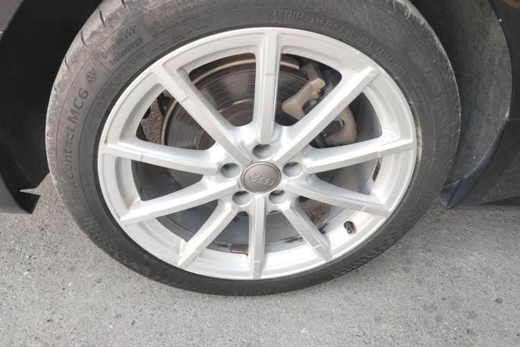 Used Audi A6 2017 Avant 40 TFSI Sport Edition Right Rear Wheel Hub