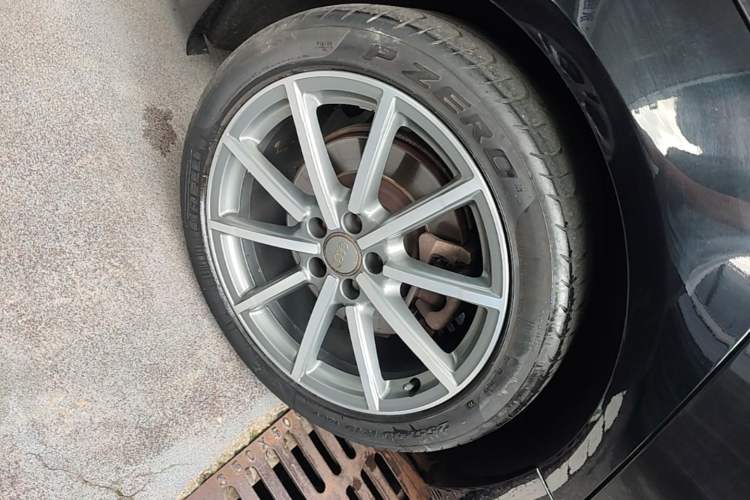 Used Audi A6 2017 Avant 40 TFSI Sport Edition Right Rear Wheel Hub