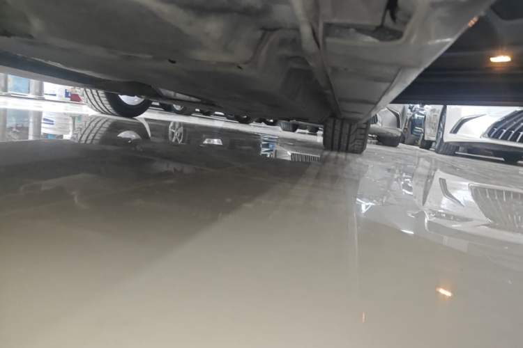 Used Audi A6 2017 Avant 40 TFSI Sport Edition Right Side Sill
