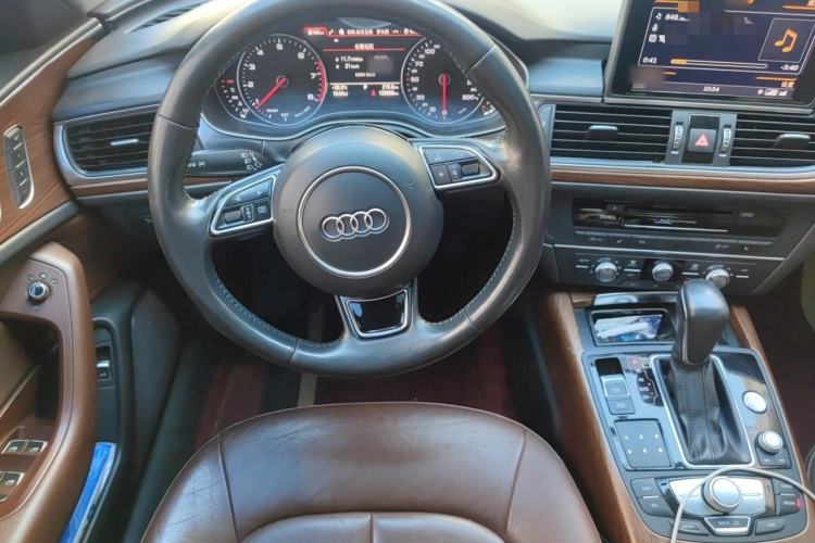 Used Audi A6 2017 Avant 35 TFSI Fashion Model Steering Wheel