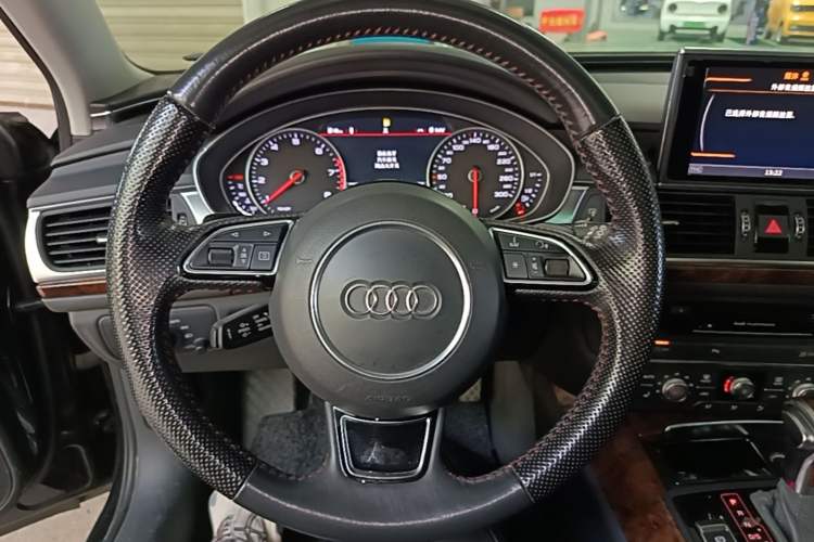 Used Audi A6 2017 Avant 35 TFSI Fashion Model Steering Wheel