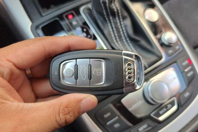 Used Audi A6 2017 Avant 40 TFSI Sport Edition Vehicle Key