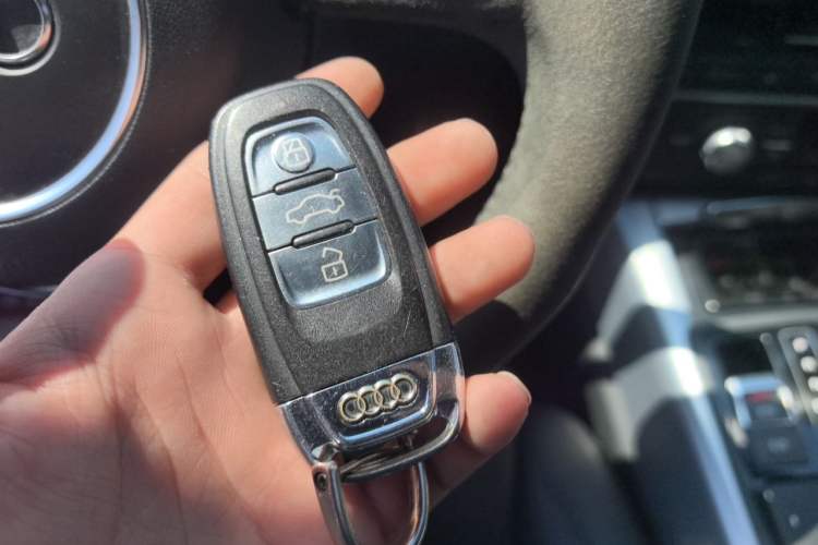 Used Audi A6 2017 Avant 40 TFSI Sport Edition Vehicle Key