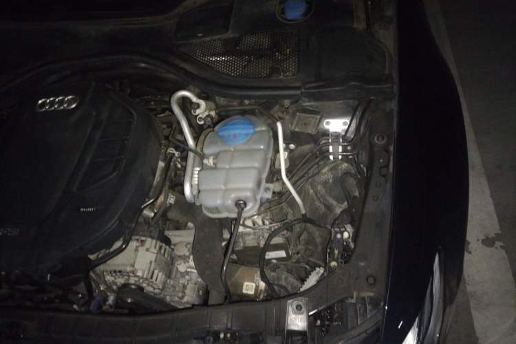Used Audi A6 2017 Avant 40 TFSI Sport Edition Engine Bay Left