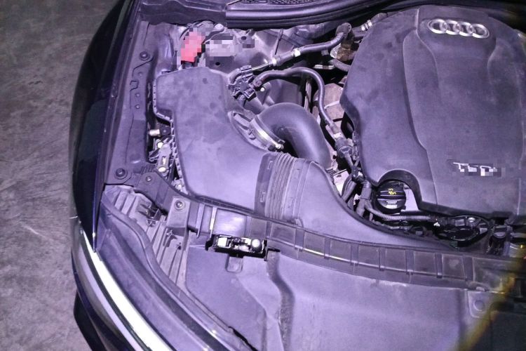 Used Audi A6 2017 Avant 40 TFSI Sport Edition Engine Bay Right