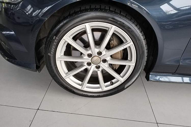 Used Audi A6 2017 Avant 40 TFSI Sport Edition Exterior 4