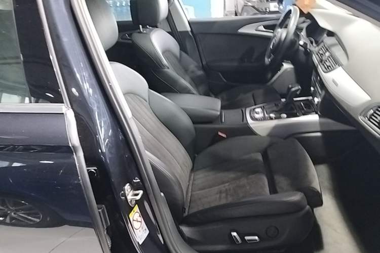 Used Audi A6 2017 Avant 40 TFSI Sport Edition Right Front Seat