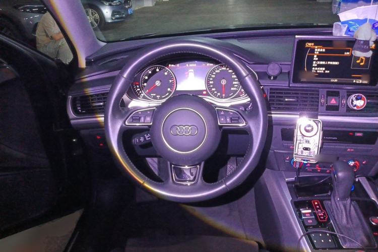 Used Audi A6 2017 Avant 40 TFSI Sport Edition Steering Wheel